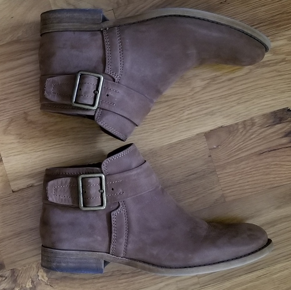 Franco Sarto Light Brown Suede ankle booties